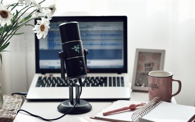 Enhancing UX with Smart Assistants